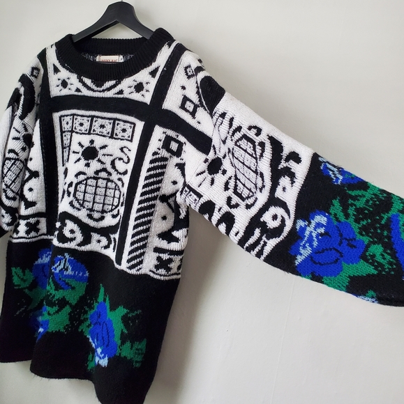 VTG abstract 80's Sweater - Picture 6 of 11
